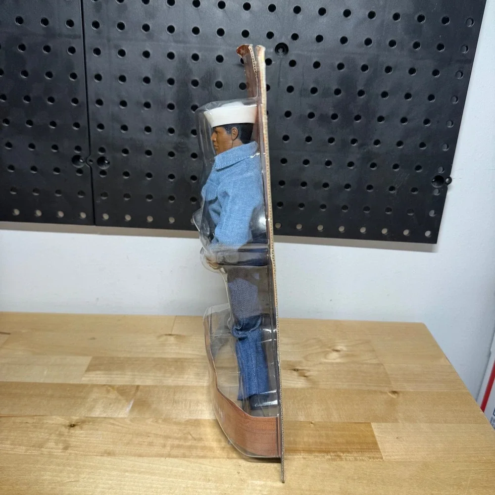 Vintage 1997 GI Joe US Navy Serviceman 12